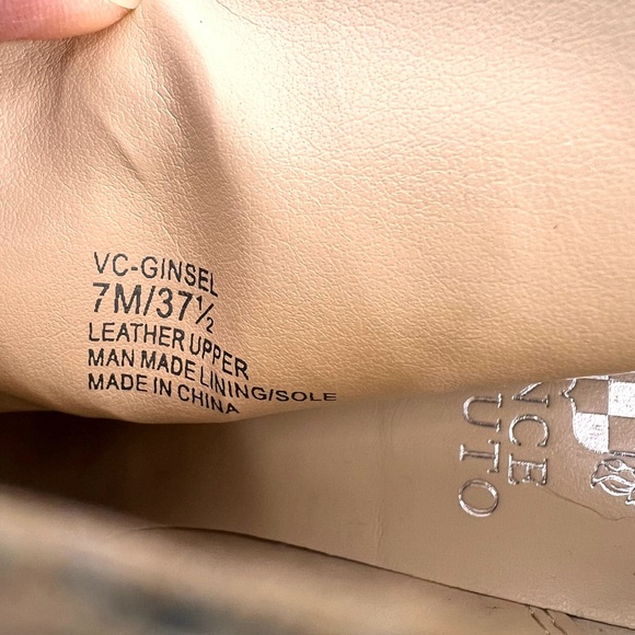 Vince Camuto Ginsel Pointed Toe Ankle Bootie Snake Print Leather Sz 7 - Picture 7 of 7